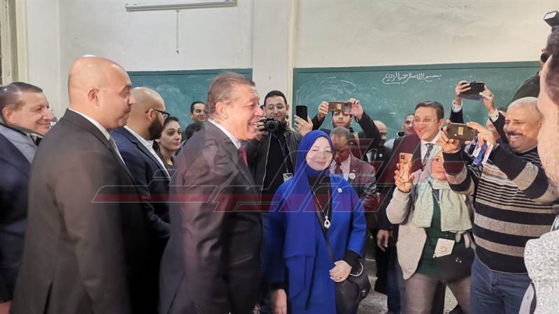 المرشح الرئاسي حازم