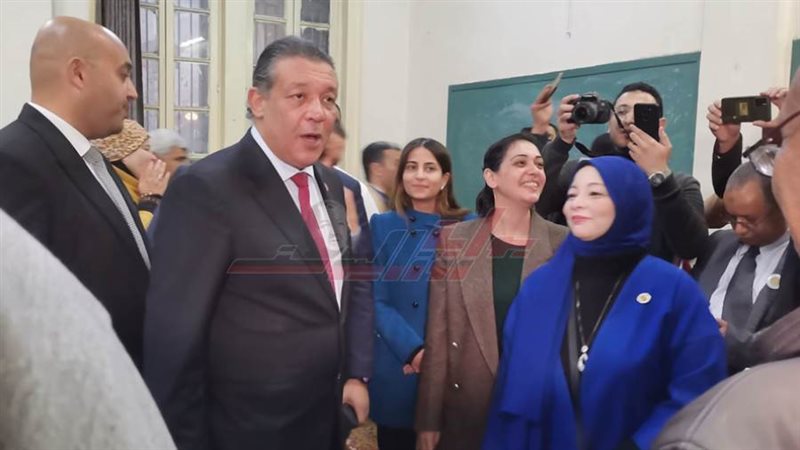 المرشح الرئاسي حازم