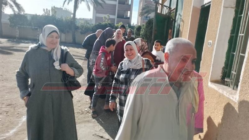 إقبال كبير علي صناديق