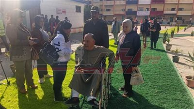 ذوو الاحتياجات الخاصة يشاركون في الانتخابات الرئاسية بكفر الشيخ