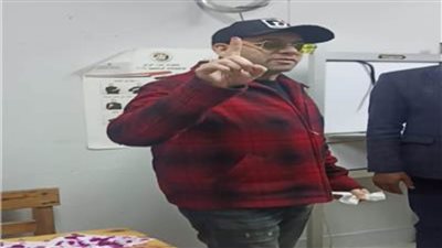 الفنان مصطفى قمر يدلي بصوته بمعهد الفتيان بمصر الجديدة