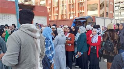 محافظ جنوب سيناء يشيد بوعي المواطنين خلال الانتخابات لاستكمال مسيرة التنمية