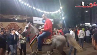 مشاهد كرنفالية من مسيرات الدعوة للمشاركة في الانتخابات أمس الثلاثاء