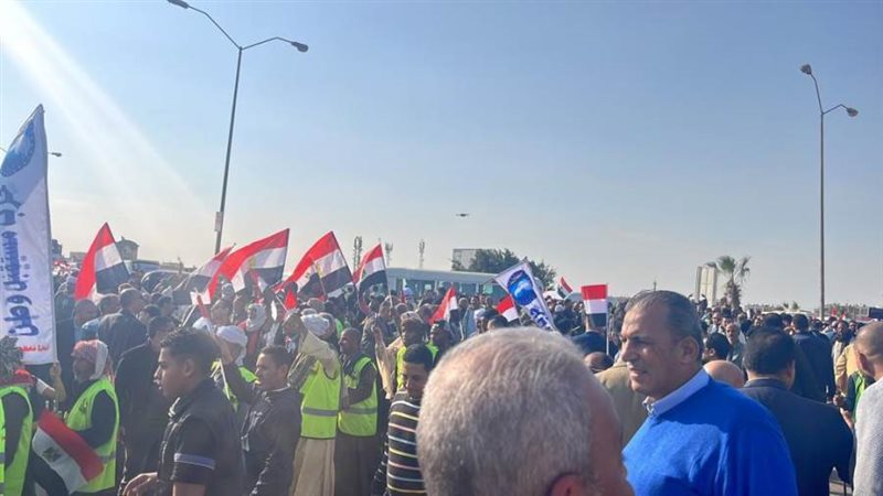 مسيرة حاشدة بمدينة