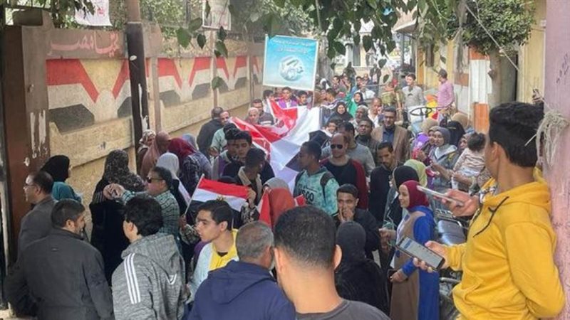 حشود في الغربية