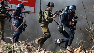 الاحتلال الإسرائيلي يعدم أسرتين رميا بالرصاص في 