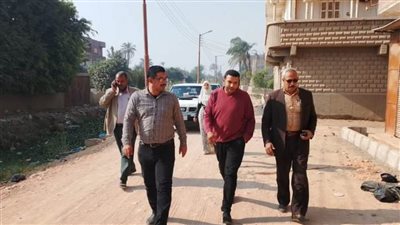 محافظ أسيوط: مواصلة تطوير الطرق وتركيب البلدورات والإنترلوك بالبداري استعدادًا للرصف