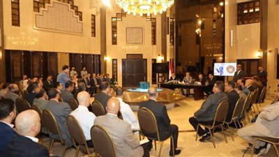 وزير العمل يلتقي وفدًا من أبناء الجالية المصرية ويشكرهم على المشاركة في الانتخابات الرئاسية