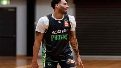  فينيكس يخسر أمام هوكز بالدوري الأسترالي للسلة