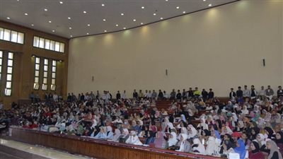 جامعة سوهاج تواصل تنفيذ ورش عمل مشروع 