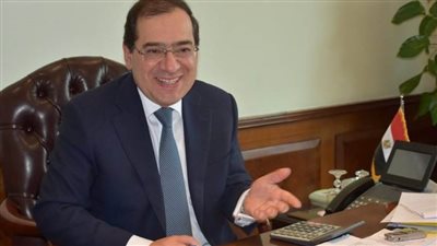 وزير البترول يعتمد حركة تنقلات بشركات القطاع