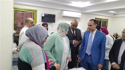 وكيل وزارة الصحة بالبحيرة يتفقد مستشفى صدر دمنهور