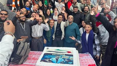 أحمد داود يحتفل بـ