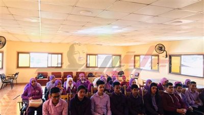 ندوة توعوية لأعضاء النادى الثقافي بعنوان 