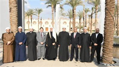 أمين عام رابط العالم الإسلامي يشيد بعمارة المساجد في مصر مبنى ومعنى