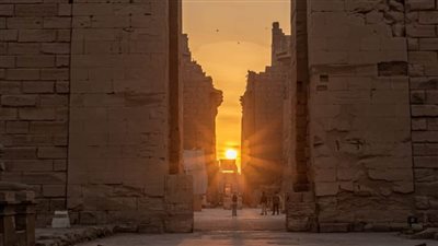 بالصور.. تعامد الشمس على معابد الكرنك