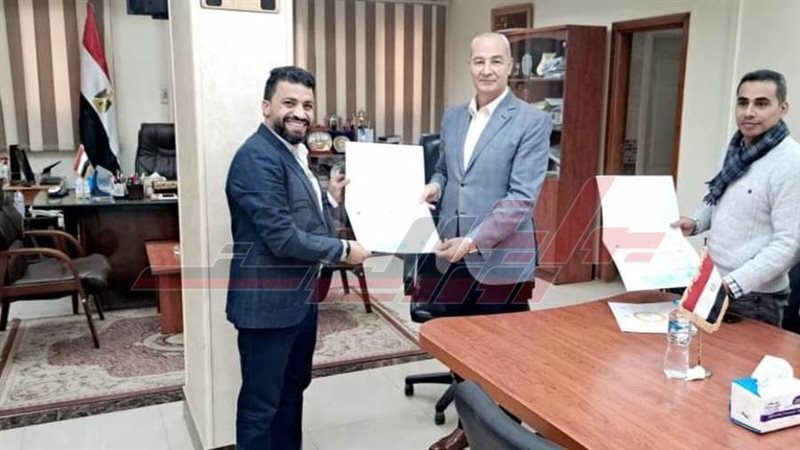 خلال التكريم