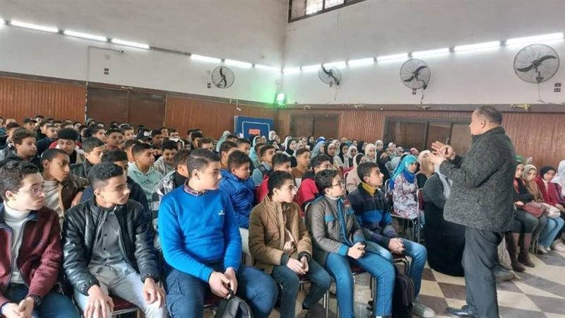 قوافل تعليمية للشباب