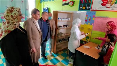 حياة كريمة.. تقديم خدمات طبية في قافلة سكانية بقرية ديروط بالبحيرة