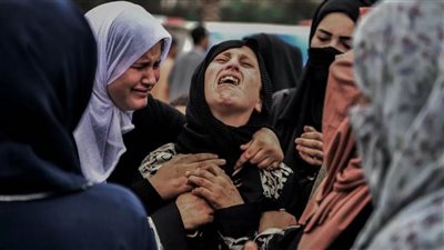 تعرف على معاناة النساء في غزة تحت القصف
