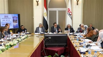 وزير الصحة يستعرض الرؤية المستقبلية لـ«ڤاكسيرا» لتحقيق الاكتفاء الذاتي من الأمصال واللقاحات