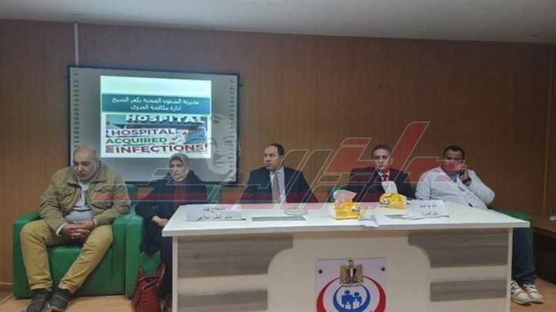 خلال الإجتماع