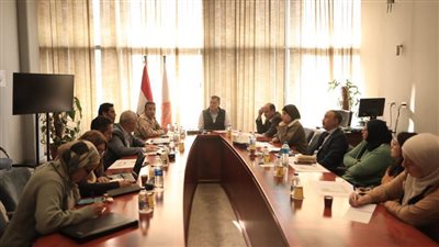 عيسى يستعرض مستجدات العمل فى المتحف المصرى الكبير