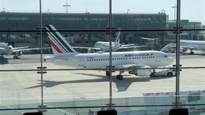 إقلاع طائرة الركاب الهنود من مطار بشرق فرنسا بعد 4 أيام من احتجازها للاشتباه بالاتجار بالبشر