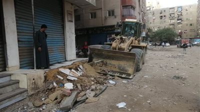 محافظ الجيزة يشدد على رئيس حي بولاق بمنع التعدي على الطريق العام وأرصفة المشاة