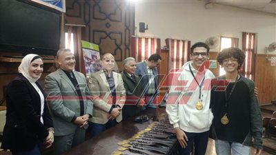 وكيل تعليم كفر الشيخ يشهد احتفالية تكريم المشروعات المصعدة للمشاركة في آيسف