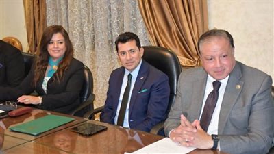 وزير الشباب والرياضة يناقش خطة عمل لجنة الشباب بالمجلس الأعلى للثقافة 