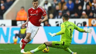 فوز نوتينجهام فورست على نيوكاسل يونايتد 3-1 بالدوري الإنجليزي الممتاز لكرة القدم