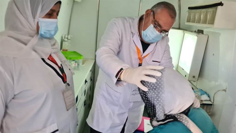 الكشف على 1279 مواطن