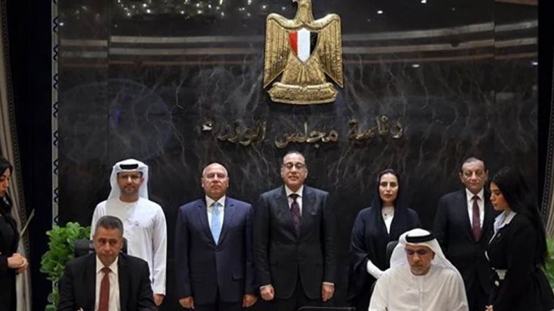 توقيع العقد النهائي