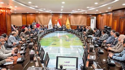 ملتقى توظيف لخريجي الزراعة وندوات توعوية عن النباتات ببني سويف