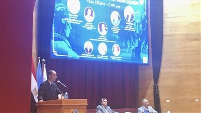 الشريف يطالب بإطار أخلاقي لاستخدام الذكاء الاصطناعي 