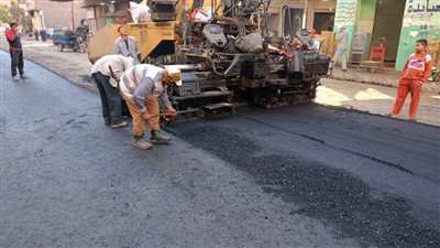 محافظ أسيوط يؤكد استمرار أعمال رصف شوارع مدينة منفلوط ضمن الخطة الاستثمارية 2023- 2024