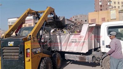رفع القمامة والمخلفات من شوارع وميادين كفر الشيخ