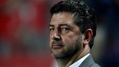 عاجل.. فيتوريا يكشف موقفه من مشاركة 