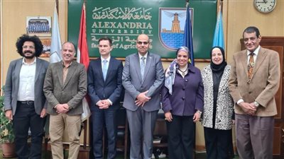 كلية الزراعة الإسكندرية تنظم ورشة العمل الثانية للمزارعين والمنتجين والمهتمين بمشروع سلسلة قيمة الطماطم