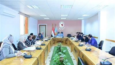 مجلس إدارة برنامج الطب التكاملي بجامعة سوهاج يوافق علي تطبيق التحول الرقمي