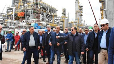 وزير البترول: توسعات مصفاة (ميدور) لها مردود اقتصادي كبير في زيادة الإنتاج