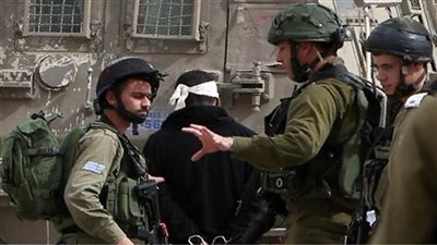 الاحتلال الإسرائيلي يواصل اقتحاماته لعدة مناطق بالضفة ويعتدي بوحشية على فلسطينيين بالقدس