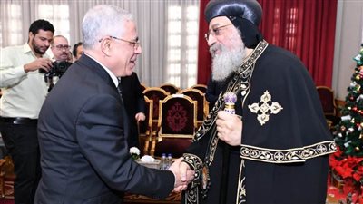 للتهنئة بعيد الميلاد.. البابا تواضروس يستقبل النائب العام ورئيس مجلس القضاء الأعلى