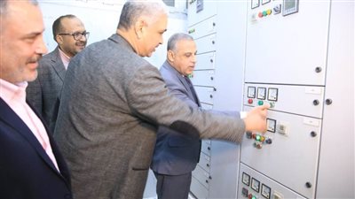 محافظ سوهاج يستعرض حصاد قطاع مياه مياه الشرب والصرف الصحي بسوهاج خلال عام 2023