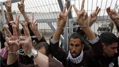 مؤسسات فلسطينية: 11 ألف فلسطيني اعتقلوا نصفهم بعد 