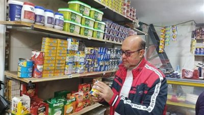 نورالدين يكلف بالرقابة علي المحال التجارية ومنافذ كفر الشيخ