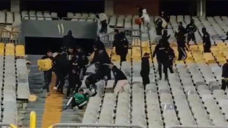 جانب من أحداث الشغب