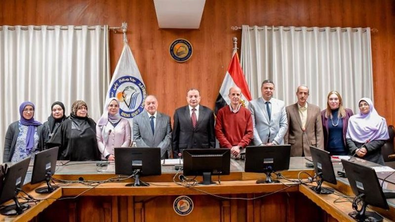 اجتماع اللجنة العليا