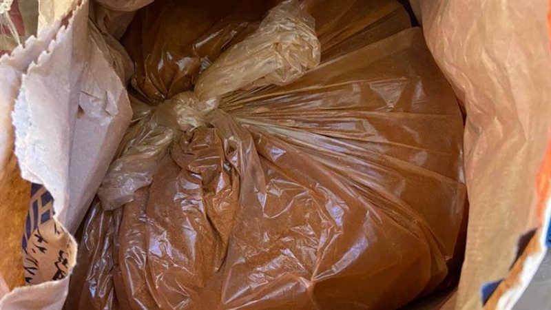 ضبط مخزن مواد غذائية